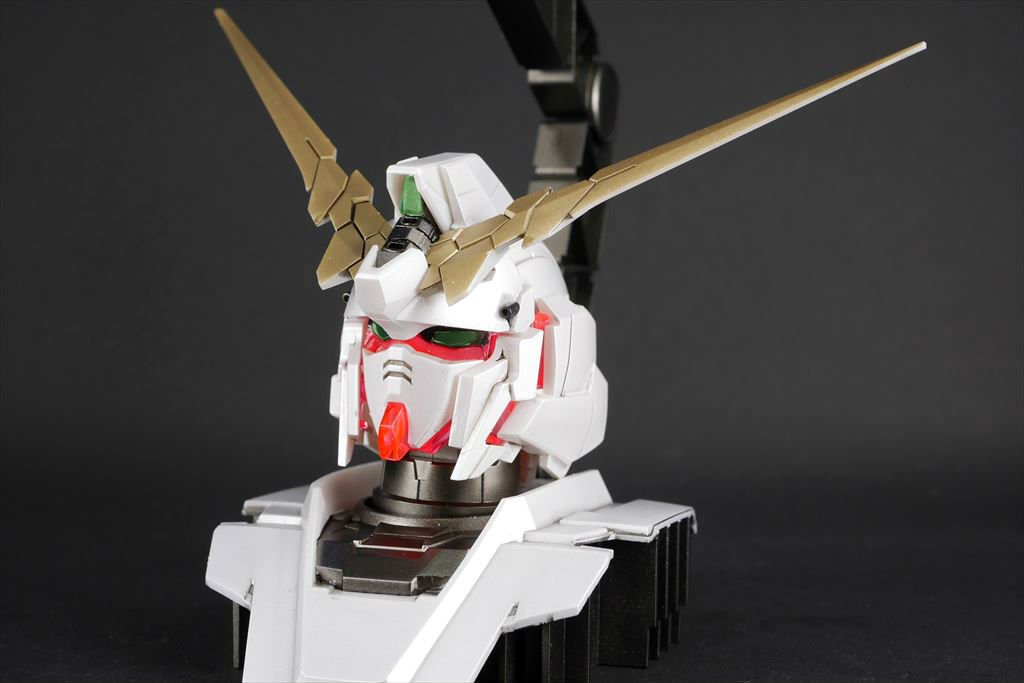 1/48 ユニコーンガンダム ヘッドディスプレイベース メタリックVer