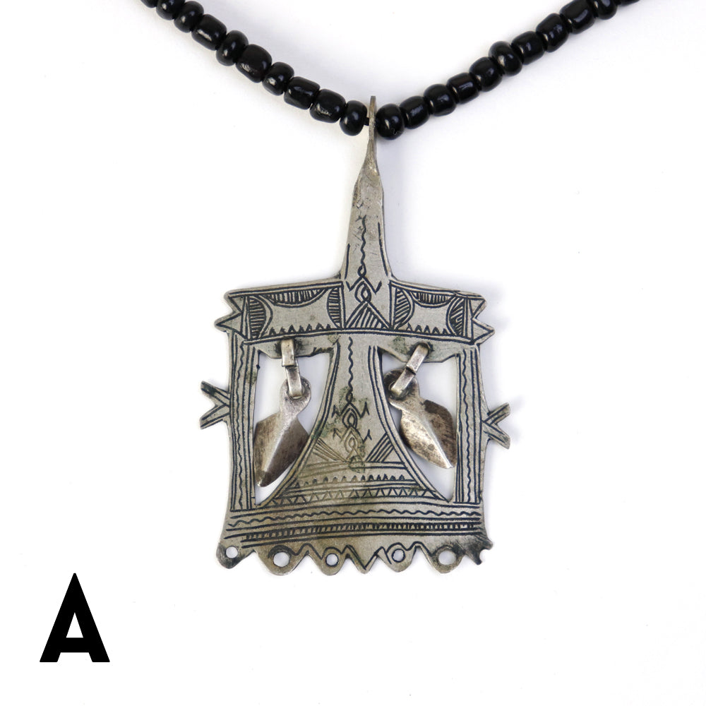 トゥアレグネックレス | マンゴロベ