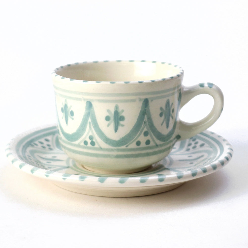 スラマ陶器 手描きコーヒーカップ ソーサー付き アーモンドグリーン