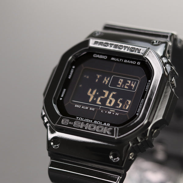 タフネスを追求し進化を続けるG-SHOCKから、ブランドカラーである