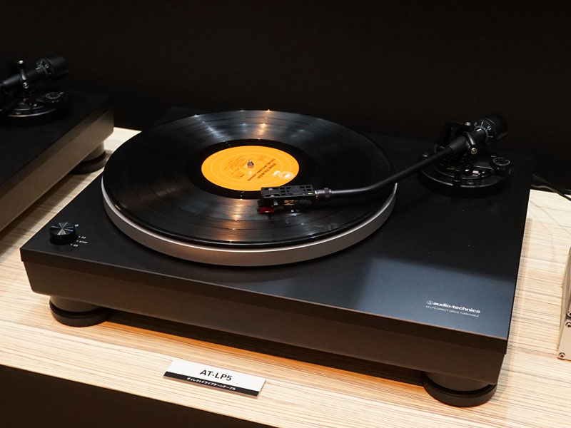 5万円でダイレクトドライブ、USB出力対応のターンテーブル。オーテク