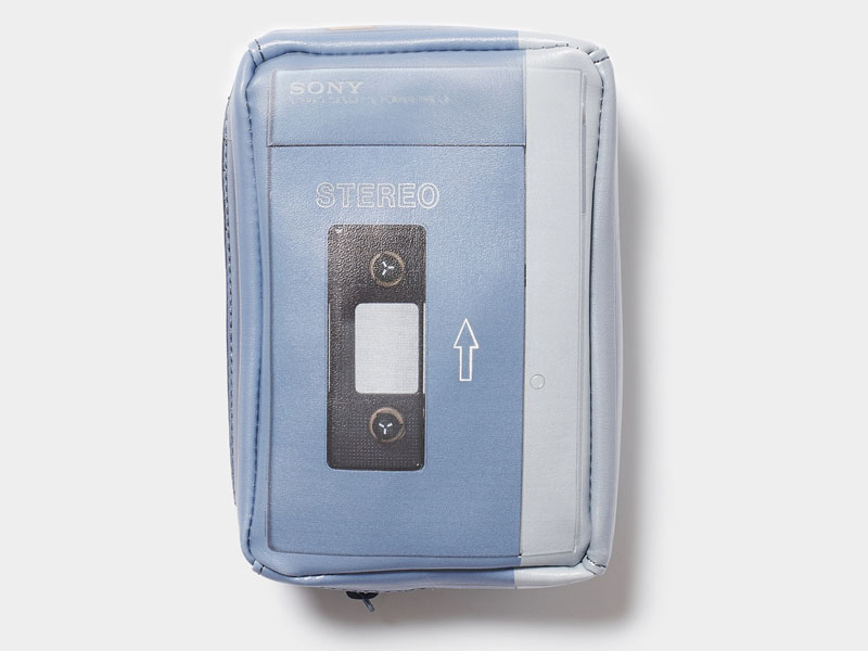 初代ウォークマンやPROFEEL PROが実物大クッションやポーチに。ソニー