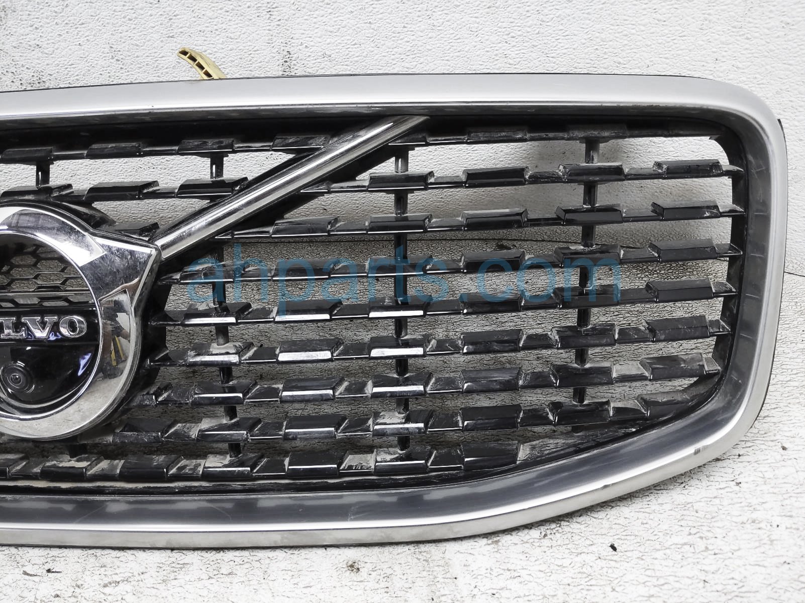 2019 Volvo Xc60 Upper Grille 31457464,