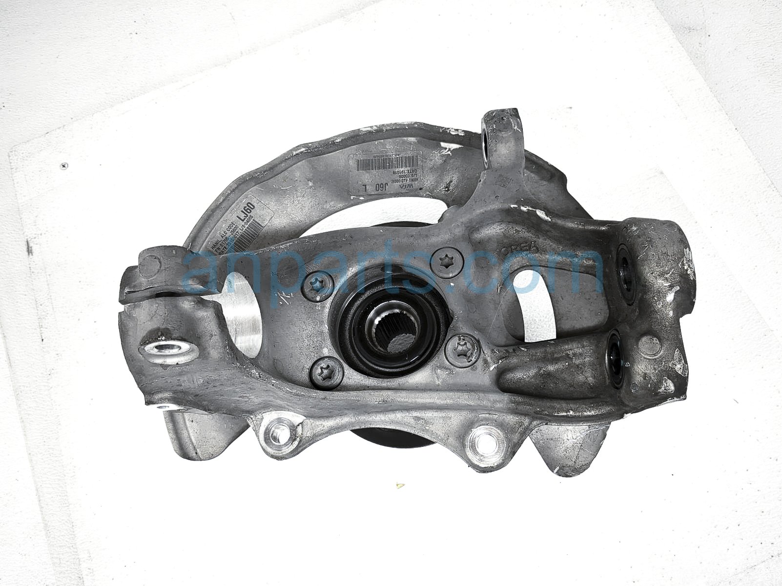 2020 Kia Stinger Front Driver Spindle Knuckle Hub 51710-J5600,