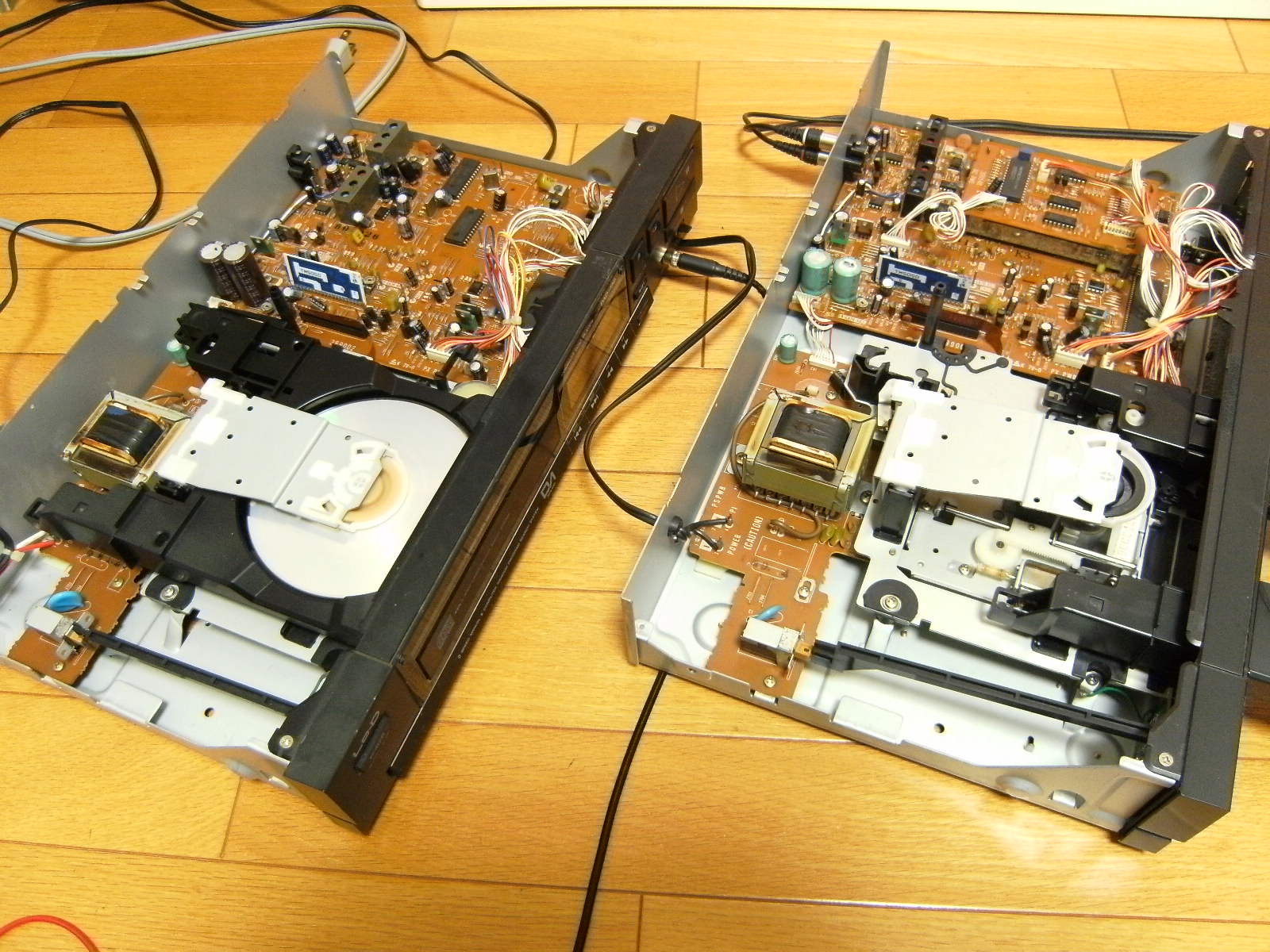 ローディの CD プレーヤーコレクション DAD-450 & 451