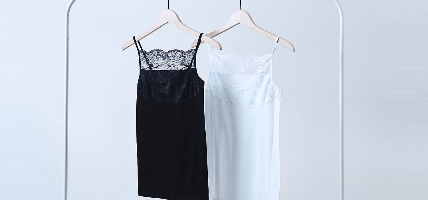 AROMATIQUE CASUCA ブラックキャミソール AROMATIQUE CASUCA ブラック