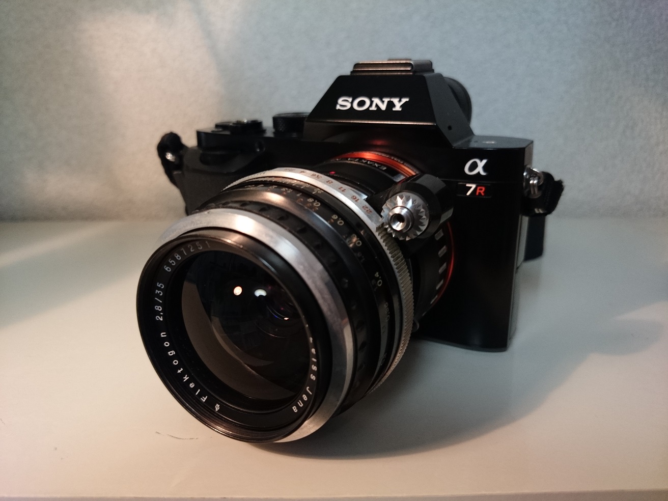 Zeiss Jena Flektogon 35mm F2.8 | No Surprises