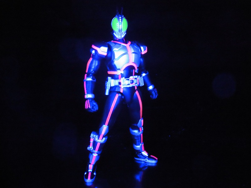 S.H.Figuarts「仮面ライダーファイズ GLOWING STAGE SET」レビュー