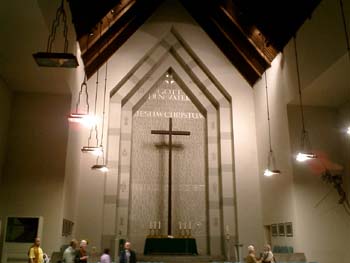 ベルリン・ダーレムのイエス・キリスト教会 | ベルリン中央駅