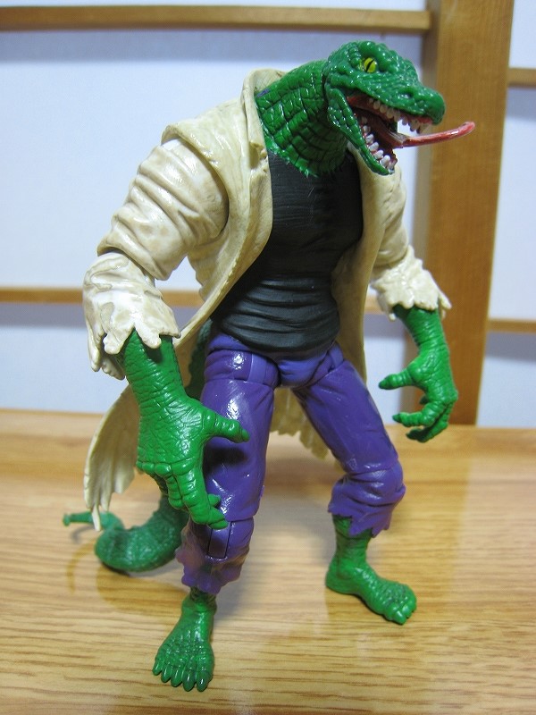 hasbro SPIDER MAN 3.75 SEWER CLASH LIZARD -スパイダーマン 3.75