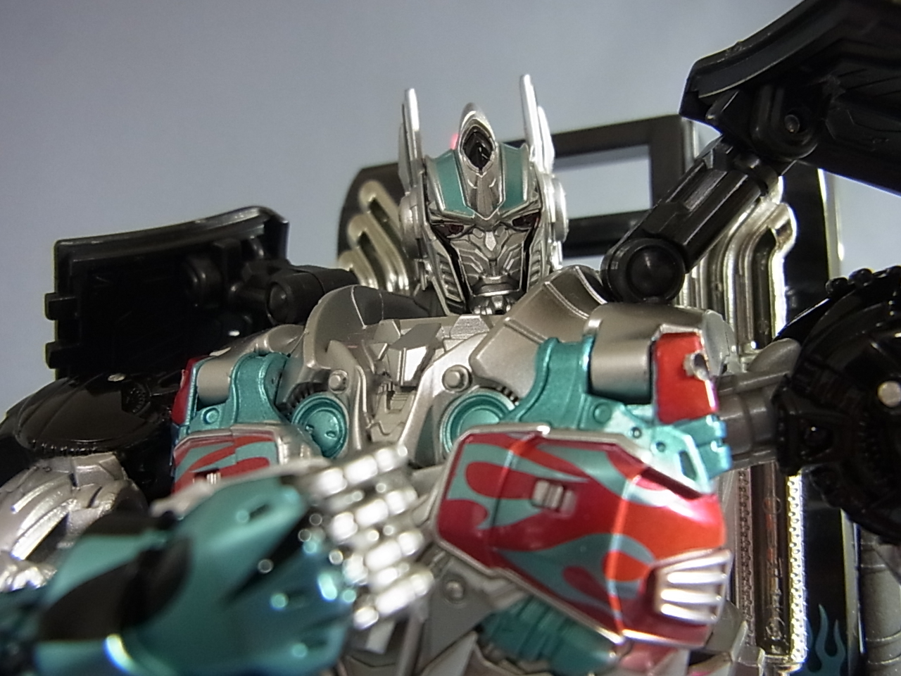 誰の中にも彼がいる・・・・・・（トイザらス限定 トランスフォーマー4