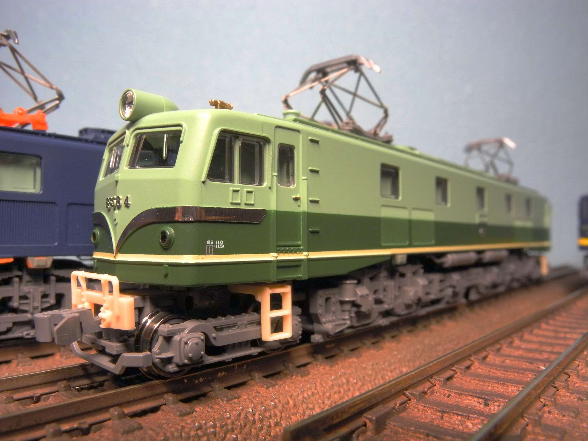 オフのデスクトップ KATO Nゲージ製造40周年記念 EF58試験塗装4