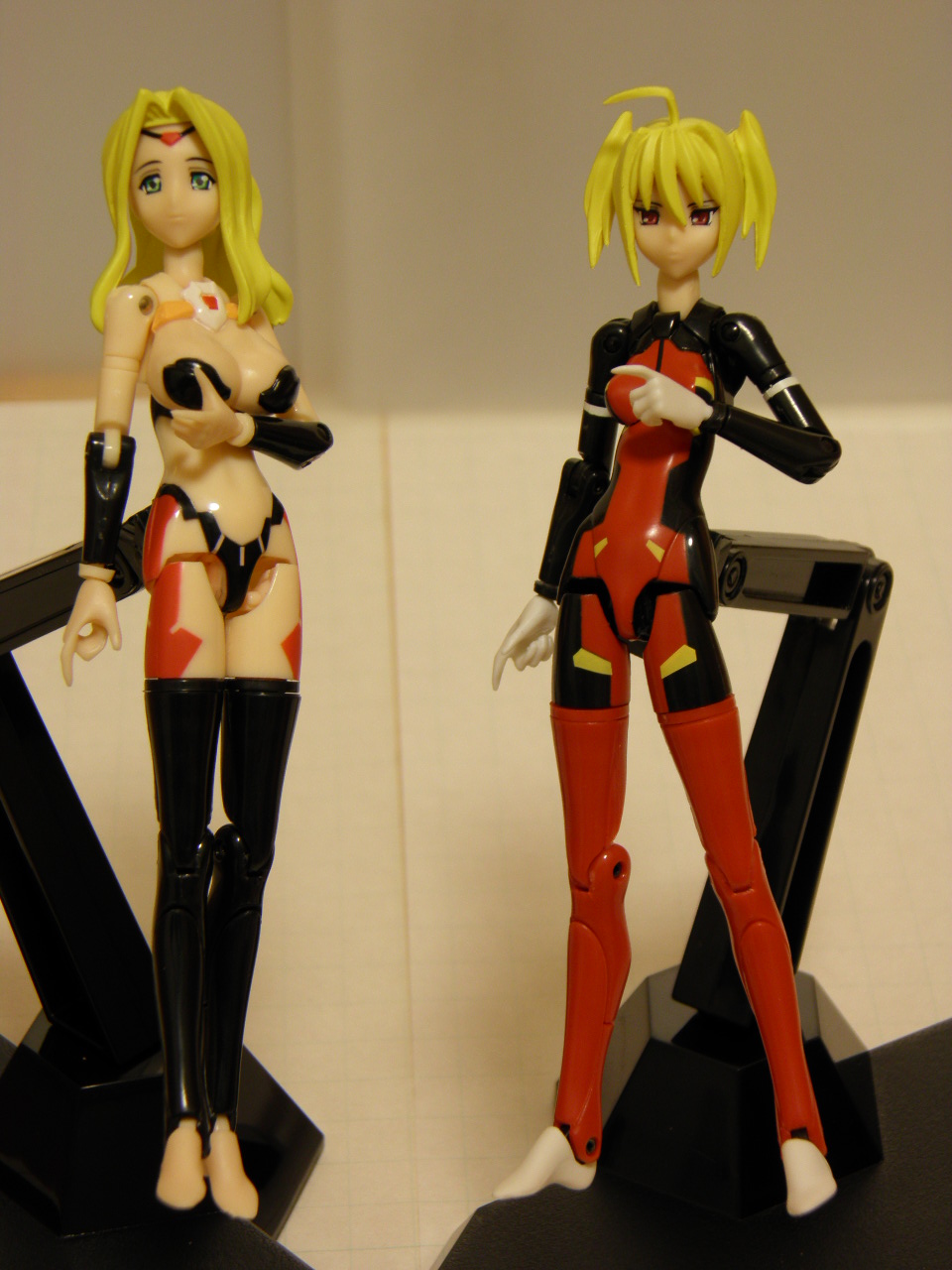 武装神姫 電ホビ限定版イーアネイラ＆エウクランテ レビュー | MITAKEN