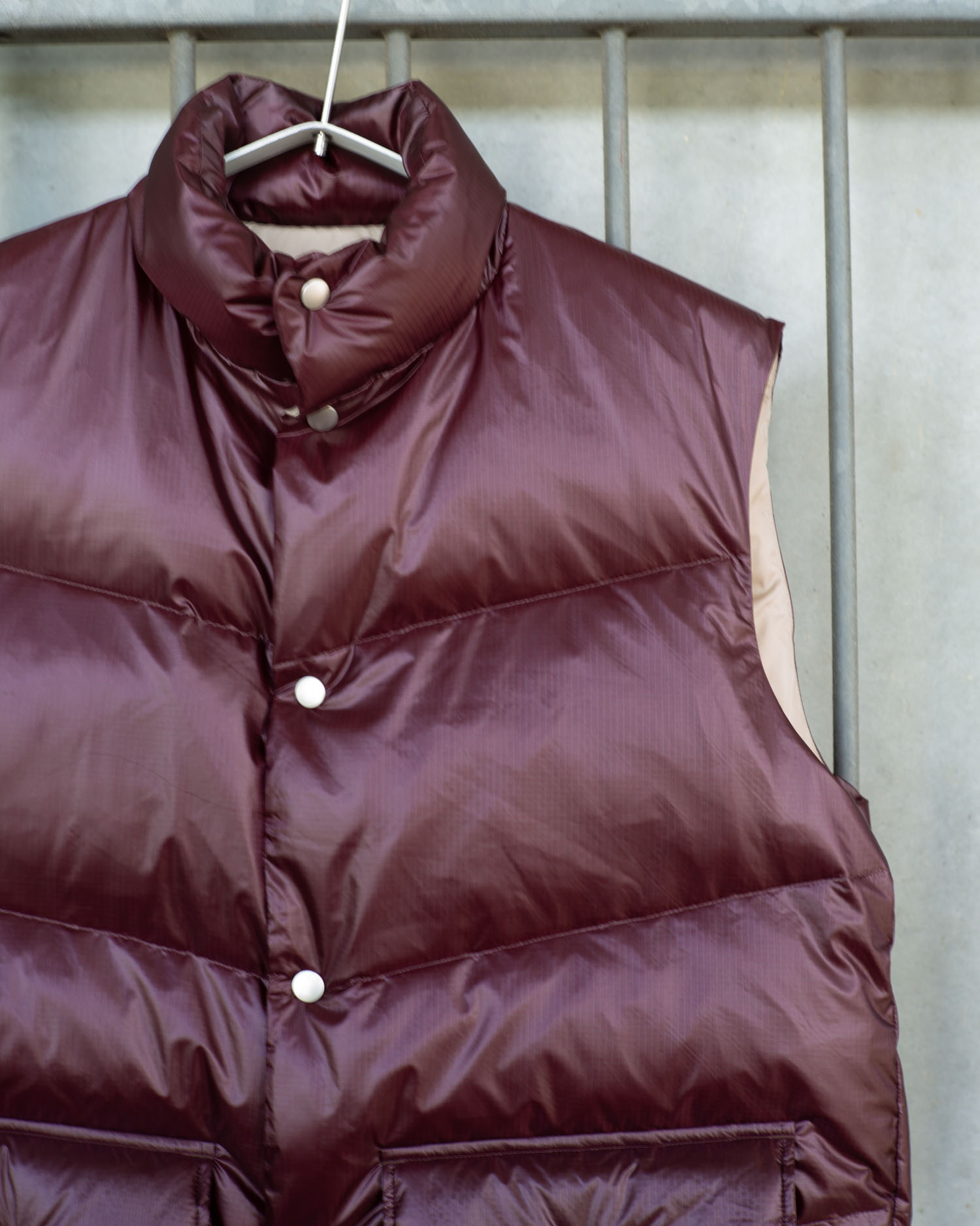 BLACKBIRD – down vest – | WHITE ALBUM.