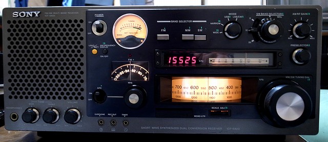 SONY ICF-6800