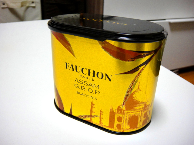 茶葉の購入レビュー】フォション「アッサム」のミルクティー: つけ髭