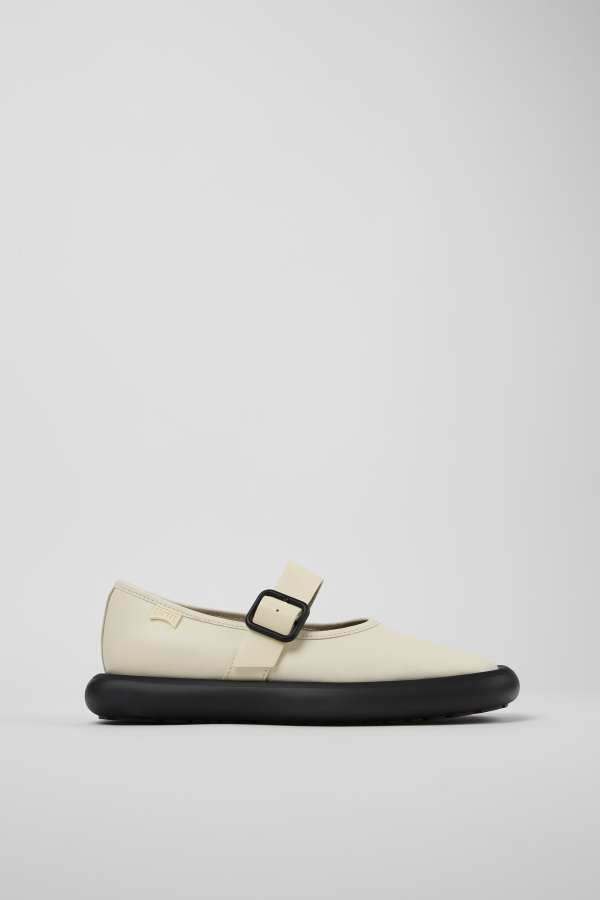 レディース カジュアルシューズ | カンペール（Camper）公式オンライン