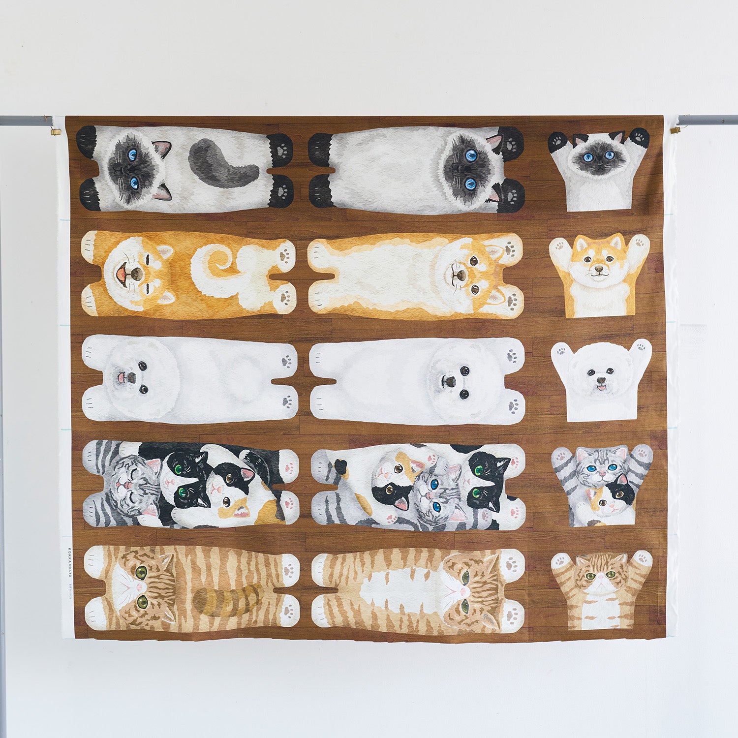 cocca(コッカ) ｜生地通販｜HOME DECO mini ～床に寝転ぶ犬猫たち