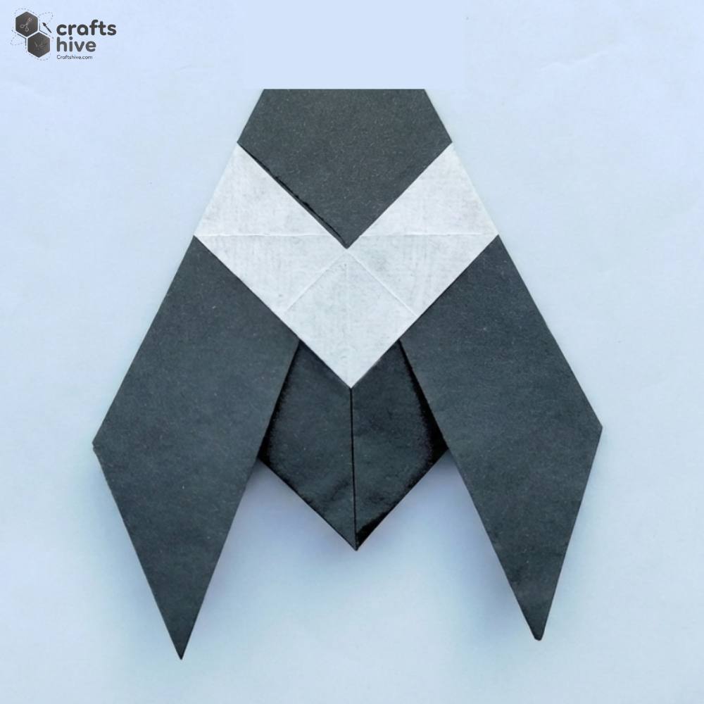 How to Fold Origami Beginner Cicada for Kids : Crafts Hive