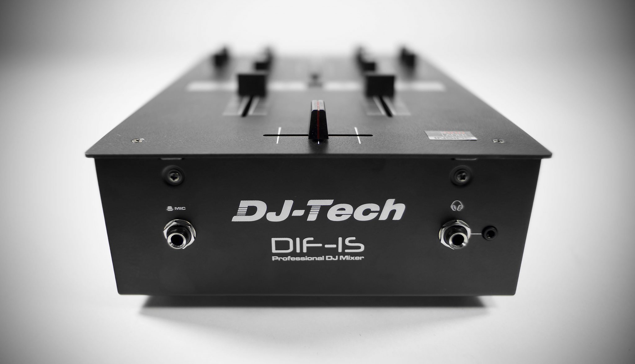 REVIEW: DJ Tech DIF-1S Scratch Mixer – DJWORX