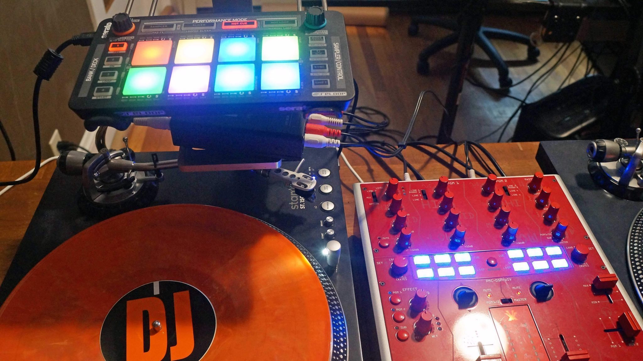 REVIEW: Reloop Neon Serato Accessory Controller