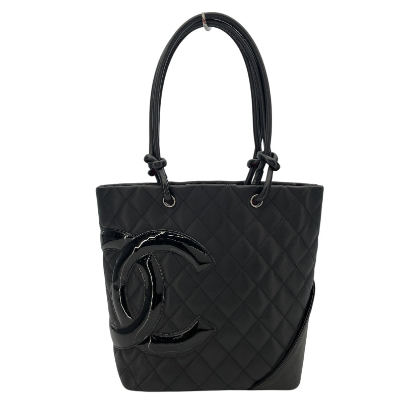 シャネル CHANEL カンボンライントートミディアム A25166 15番台