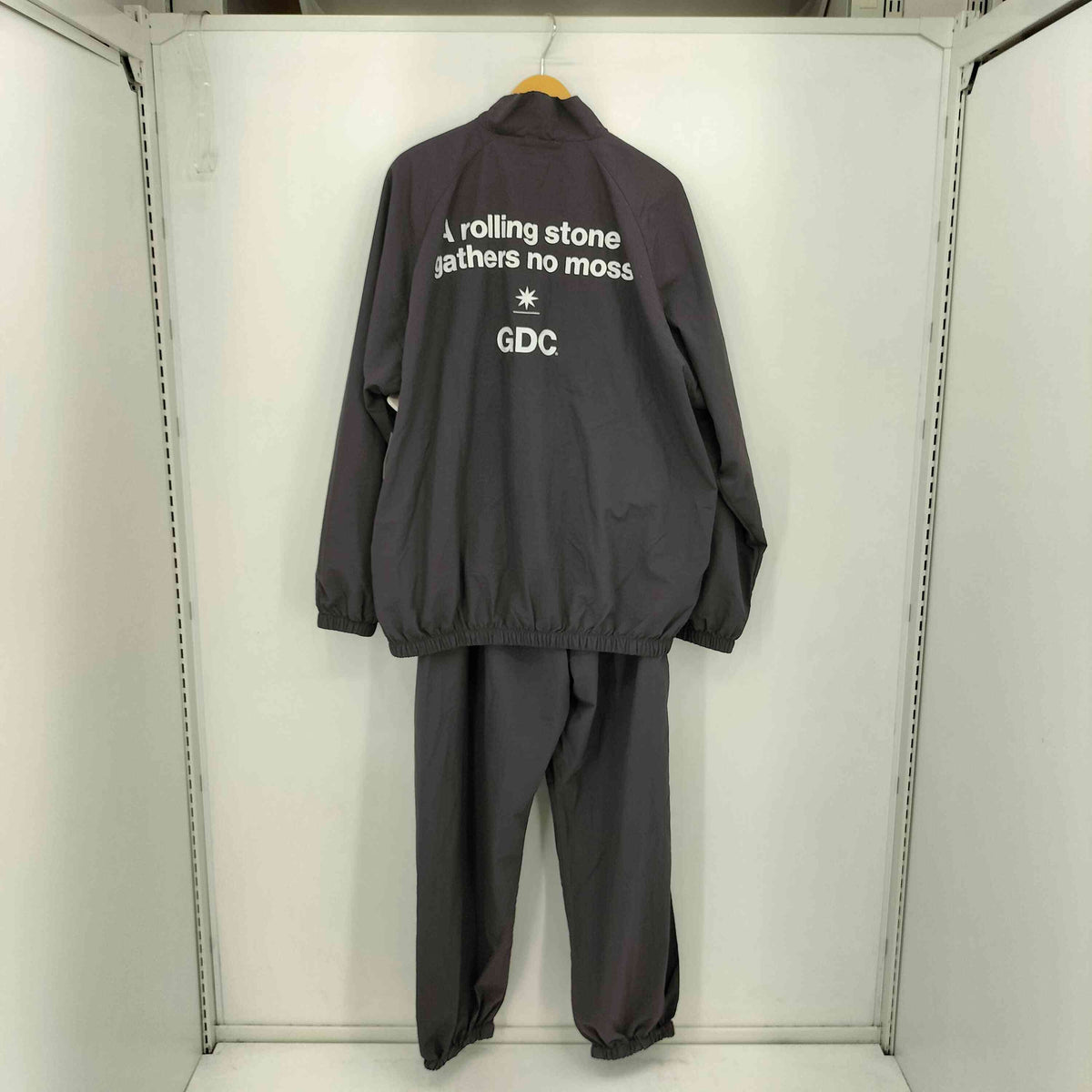 ジーディーシー GDC Weekend Setup ロゴ プリント ナイロン