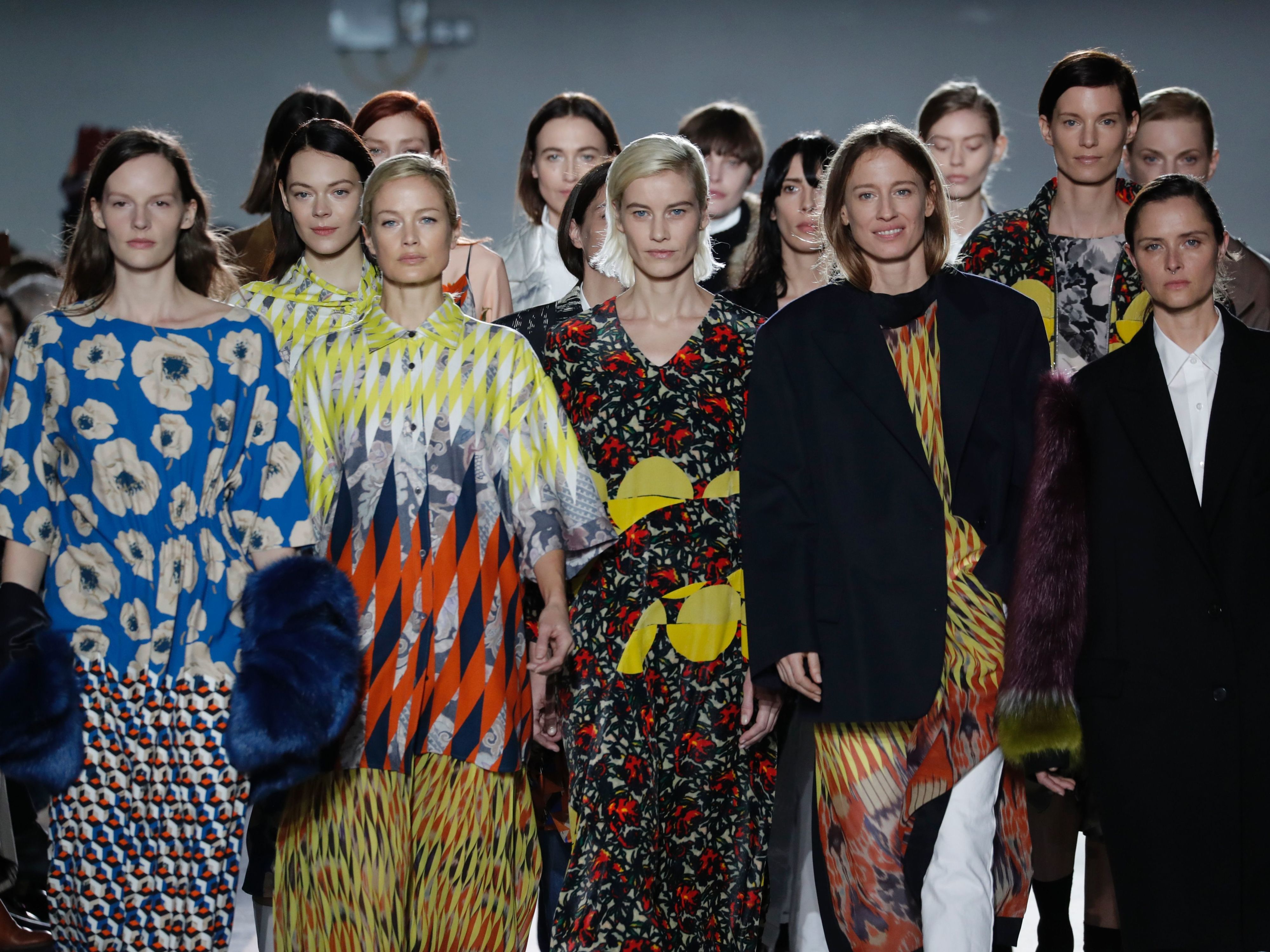 Dries Van Noten Reunites '90s Supermodels to Mark His 100th Runway