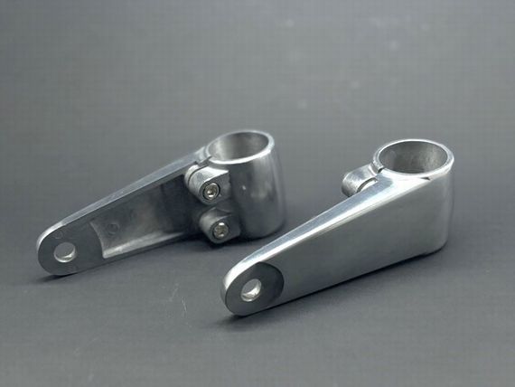 Z400FX ヘッドライトステー | エルウェーブインターネットショップ