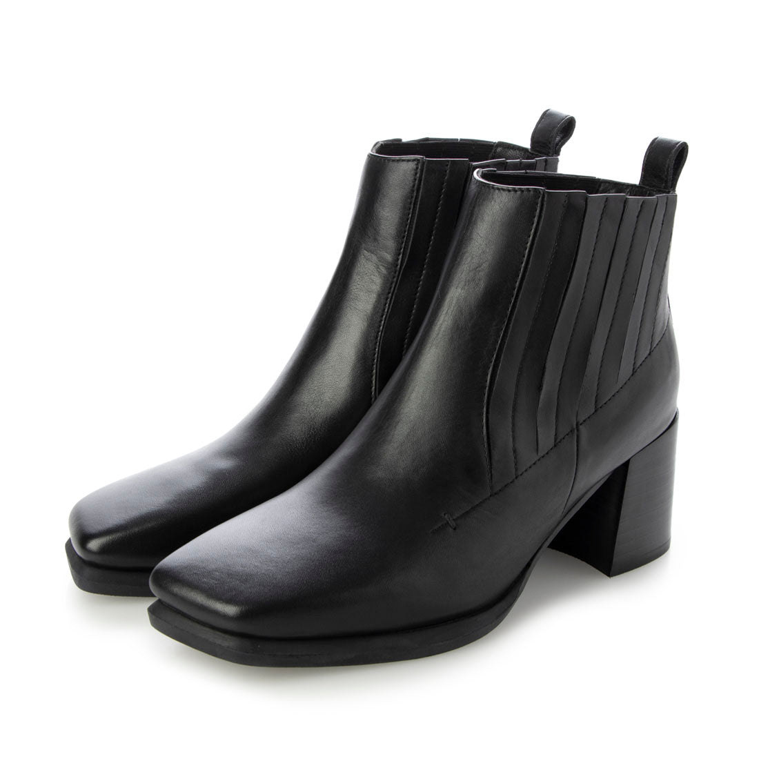 Yuko Imanishi+ Short boots