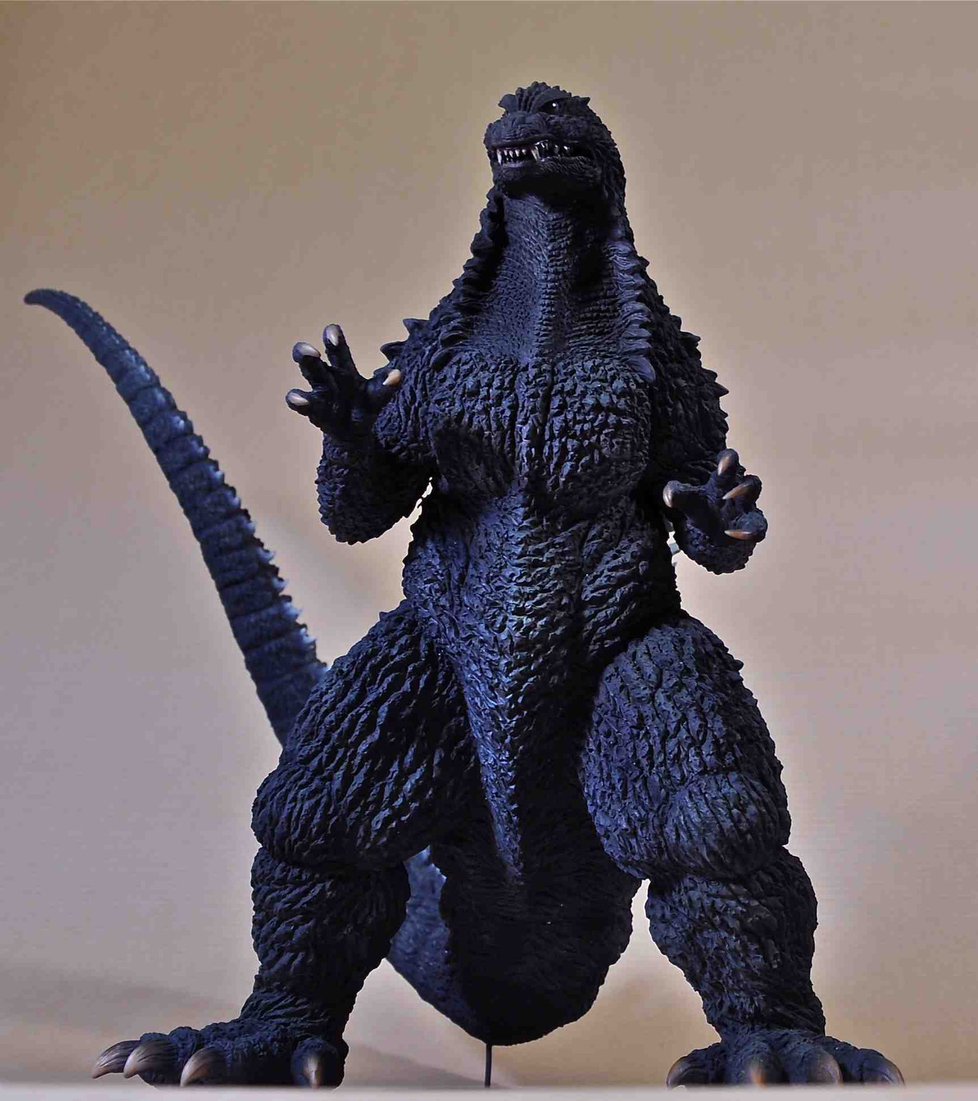 30cmゴジラ2002嵐の中の攻防 酒井ゆうじ撮り下ろし: GODZILLA DREAM