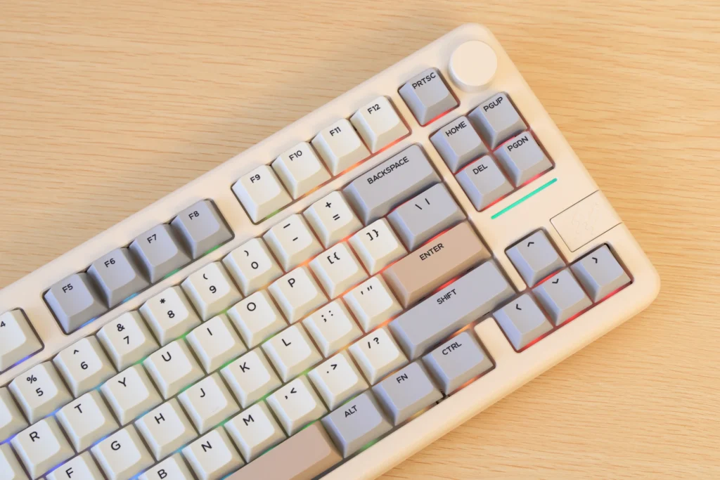 Epomaker Galaxy70レビュー！ コトコト系75%キーボード｜併用に