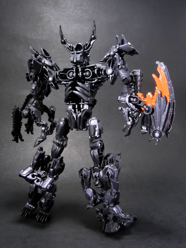 玩栗犬と、トランスフォーマー 最後の騎士王 インファーノカス | 玩栗