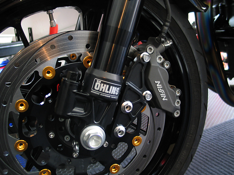 OHLINS正立フロントフォーク新スペック CB1300編 ｜ OHLINS日本国内