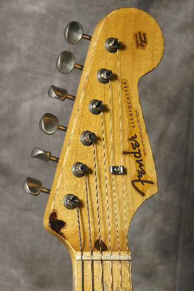 FENDER THE LAYLA GUITAR BROWNIE – GuitarQuest イシバシ楽器が送る