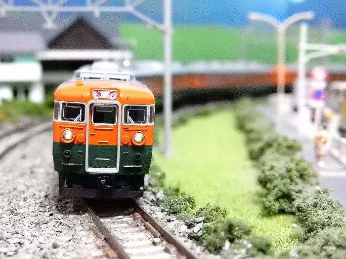 Nゲージ鉄道模型】＜入線報告＞KATO 165系急行「佐渡」基本+増結セット