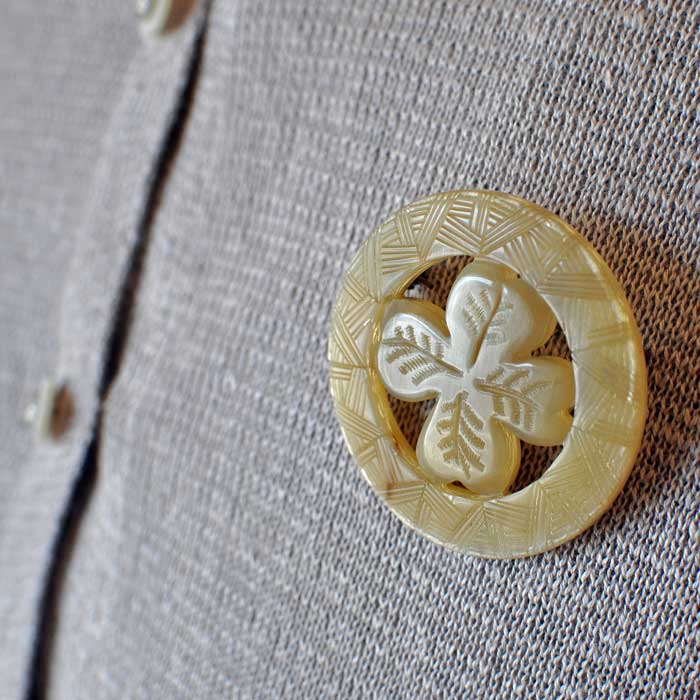 ミナペルホネン lucky clover ブローチ | Lin total fashion place blog