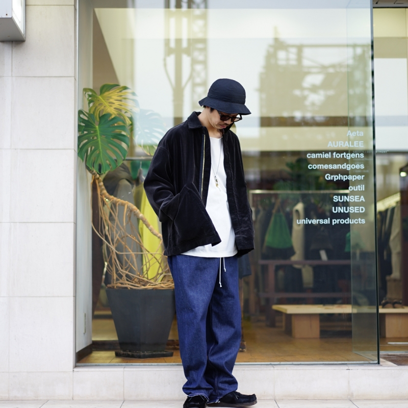 お薦めのデニムパンツ。camiel fortgens(カミエルフォートヘンス)Sweat