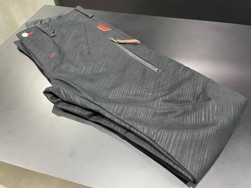 冬用パンツ【K-1984 エクスパンドウインドカットパンツ】入荷