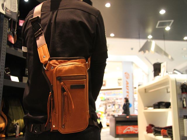 2wayレッグバッグ再入荷！：KUSHITANI清水店 | KUSHITANI PERFORMANCE