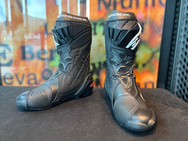 新作入荷】K-7701 SUPERTECH R 2 入荷のご案内：KUSHITANI 清水店