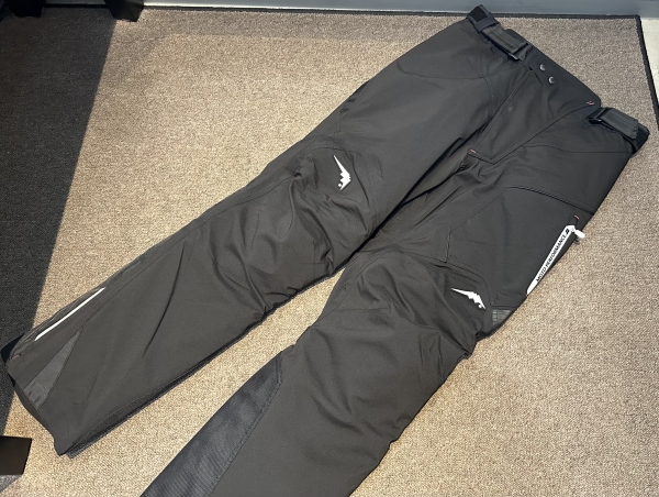 2025年FW】K-2873 アロフトパンツ入荷のお知らせ ：KUSHITANI清水店