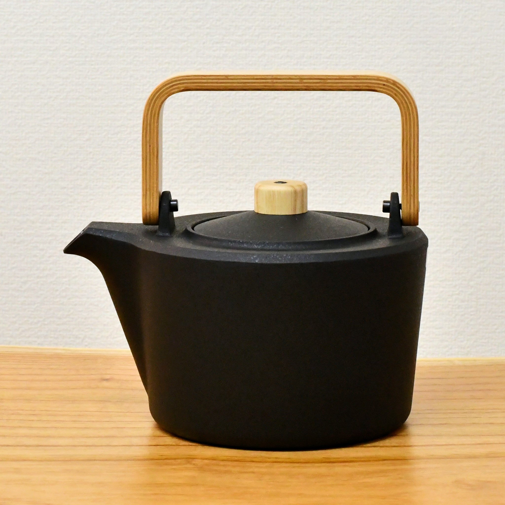 山形鋳物 ケトル | いものケトルM 1.4L | ホワイトオーク | 鋳心