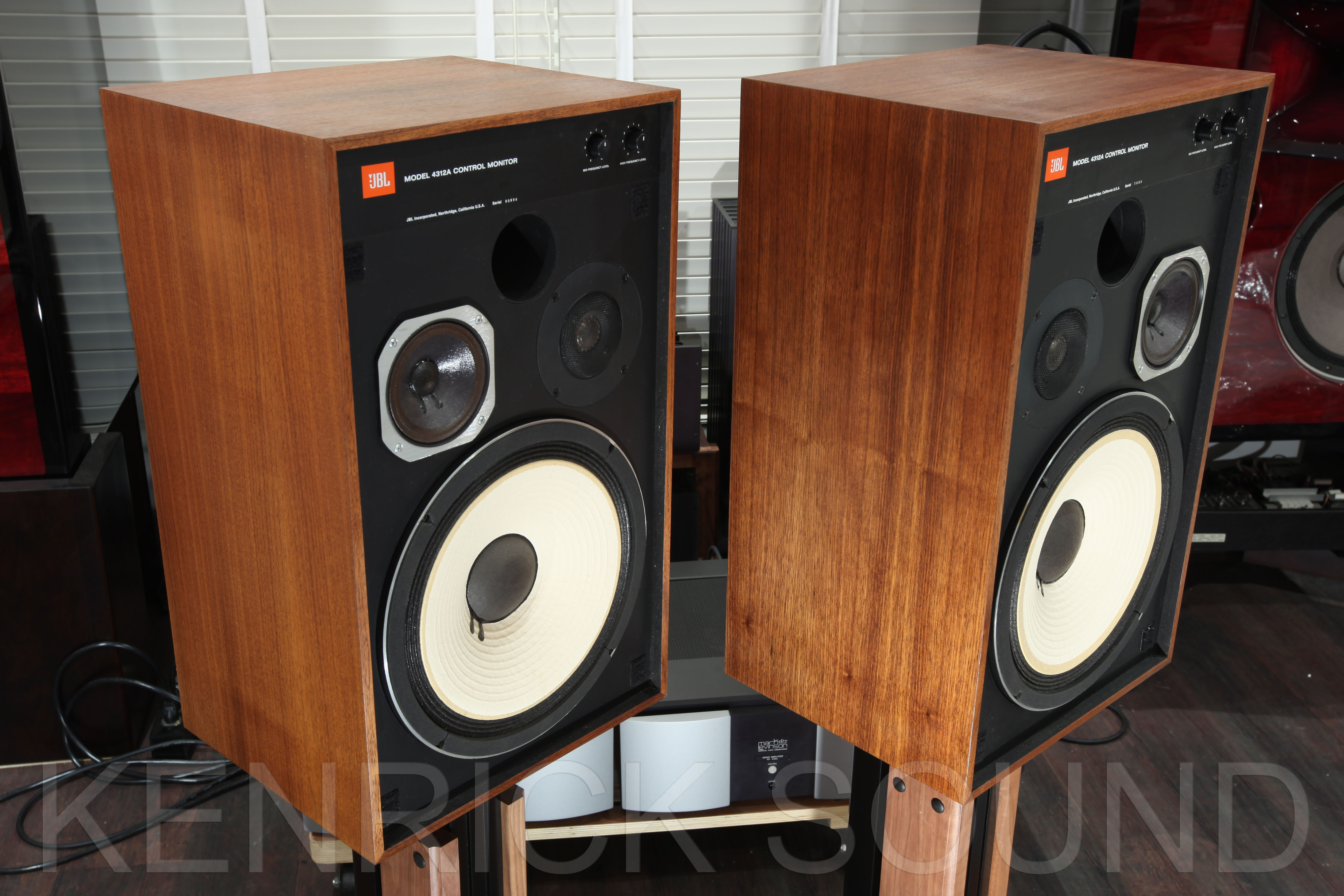 JBL 4312A コンパクトモニタースピーカー・ウォールナット美品