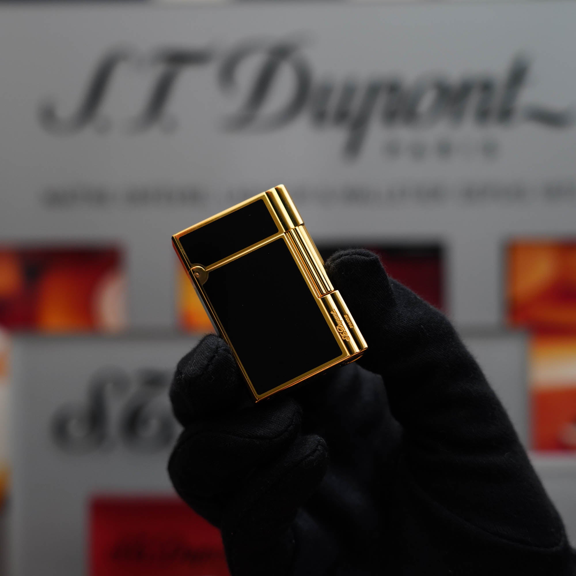 Vintage 1980 S.T. Dupont Gatsby Heavy 24k Gold Natural Black