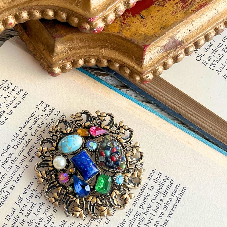 ブローチ】天然石 多種パーツ フラワーフレーム カラフル 60'sフランス