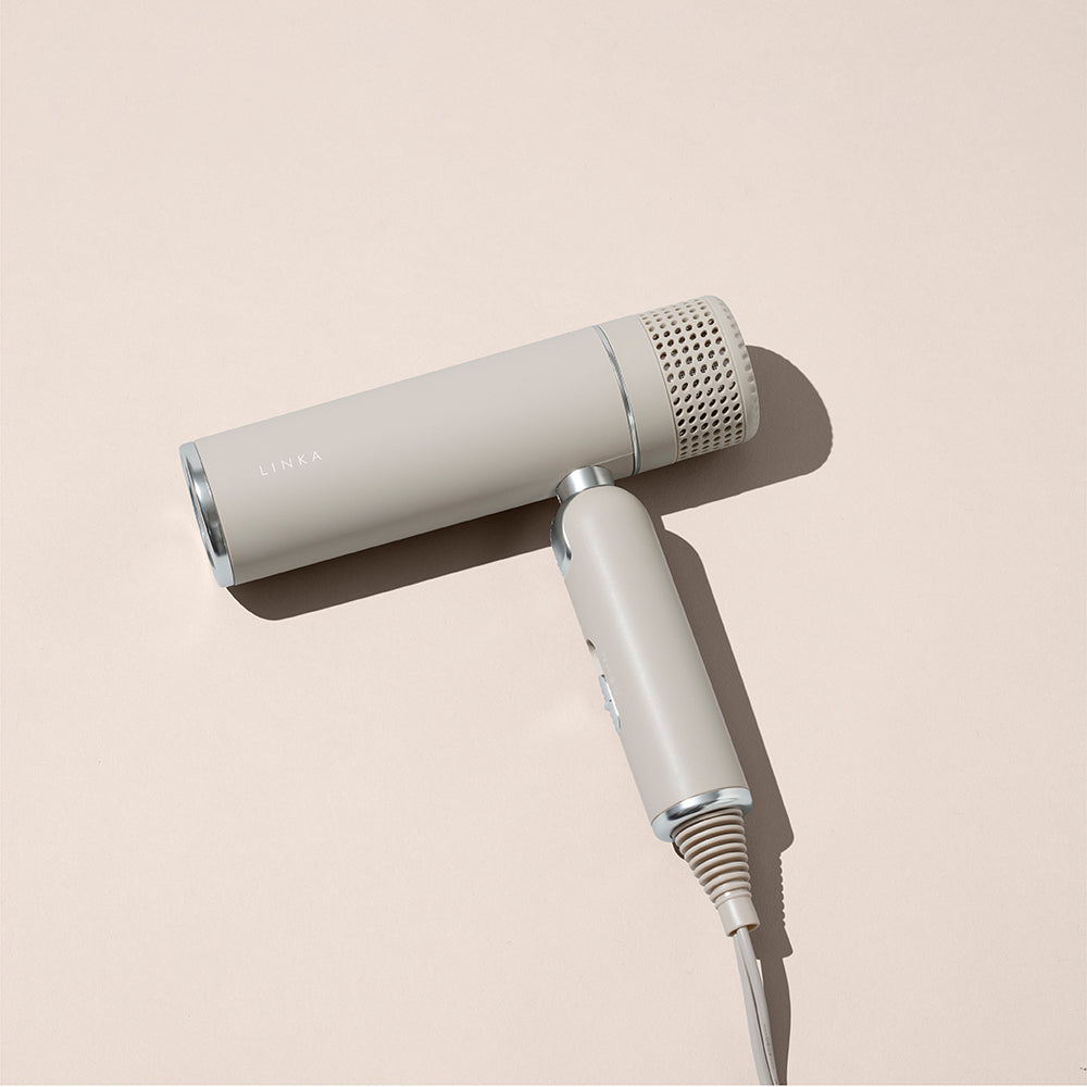 LINKA スマートブロウ（遠赤外線軽量ドライヤー）