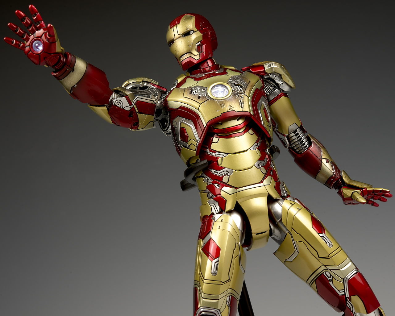 未使用 ホットトイズ 1⁄4 アイアンマン マーク42 ＜再生産＞ ホット