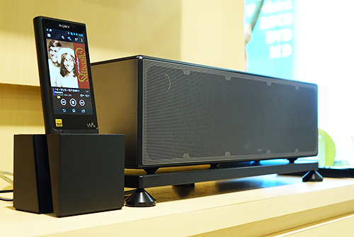 SRS-X9」「UDA-1」におすすめな、ハイレゾWALKMAN専用クレードル「BCR