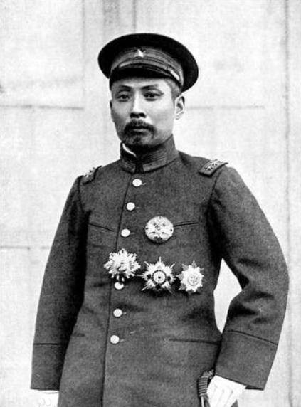 三造共和的段祺瑞，一生中获得过哪些勋章？从勋一位到文虎勋章！_搜狐网